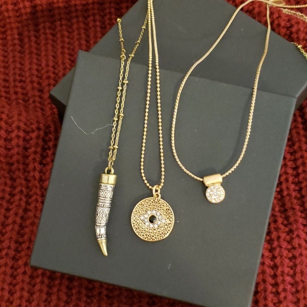 AE Necklace